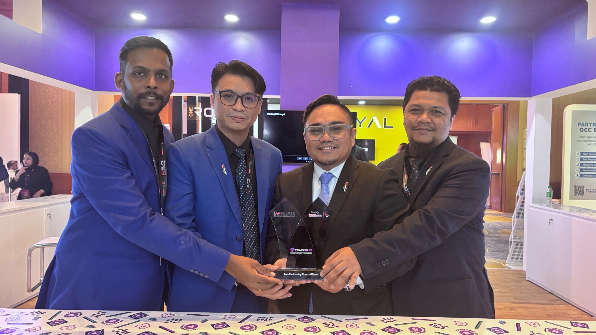 TradingPRO Wins Top Performing Forex Affiliate Award at the Dubai Affiliate Summit 2025